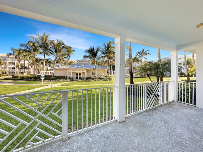 property at 312 Bay Colony Dr N