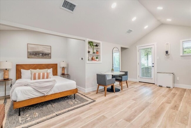 property at 1317 Newning Ave