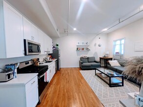 62 4th St in Hoboken, NJ - Building Photo - Building Photo
