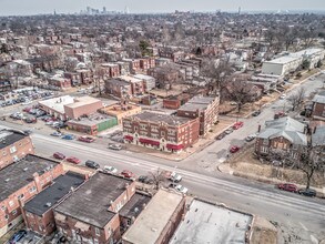4062 S Grand Blvd in St. Louis, MO - Building Photo - Building Photo