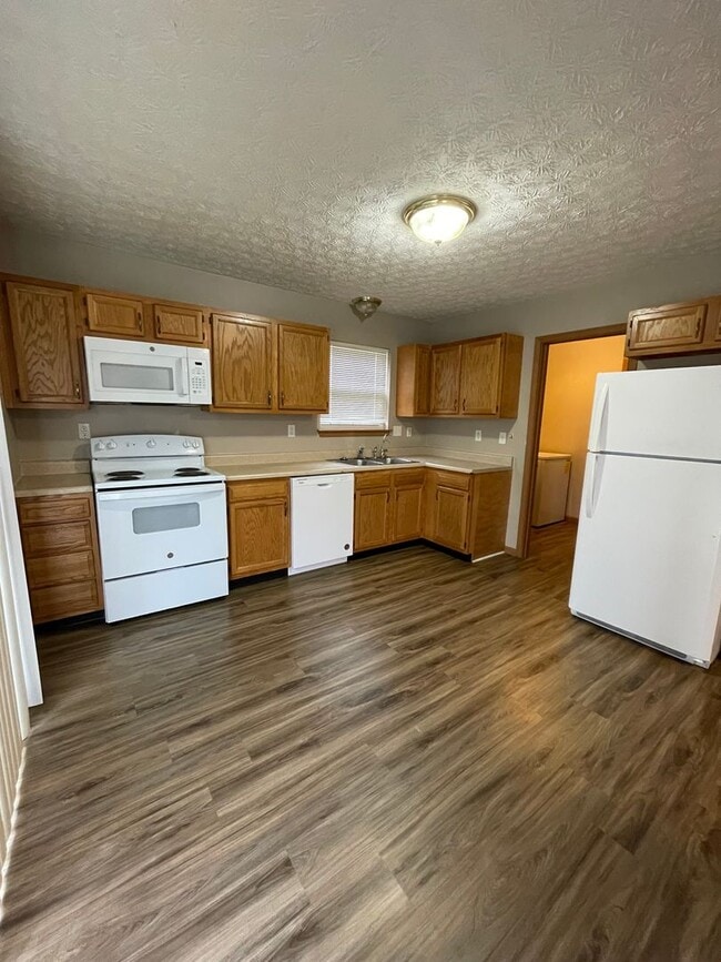 property at 1900 Halyard Ct