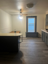 17 Fonda Ave-Unit -2nd Floor in Oneonta, NY - Building Photo - Building Photo