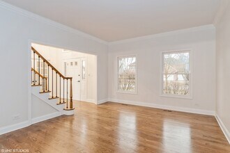 1311 Ada Ln in Naperville, IL - Building Photo - Building Photo