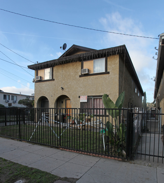 306 Avenue 57 in Los Angeles, CA - Foto de edificio - Building Photo