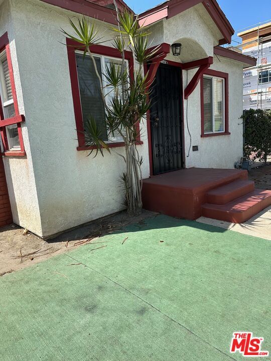 property at 1141 1/2 Exposition Blvd