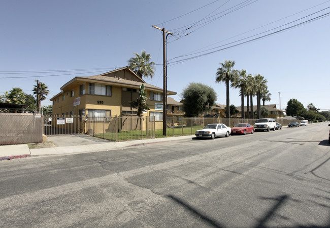 Curran Place Apartments in Pomona, CA - Building Photo - Building Photo