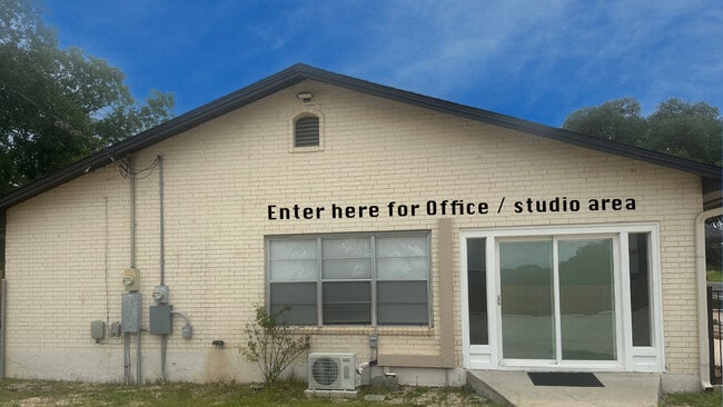 101 Pine View Dr in Boerne, TX - Building Photo - Building Photo