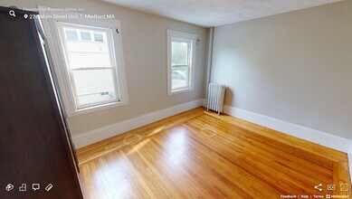 276 Main St in Medford, MA - Foto de edificio - Building Photo