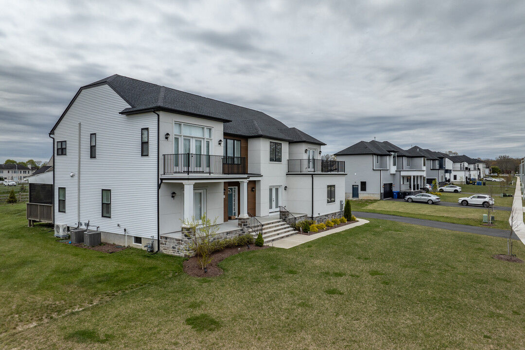 Farm Estates in Toms River, NJ - Building Photo