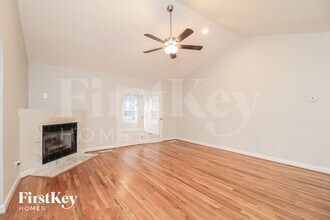125 Meghan Elizabeth Ln in Winston-Salem, NC - Building Photo - Building Photo