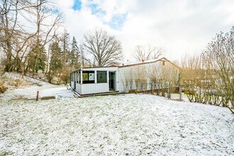 198 Colonial Village Dr in Pittsburgh, PA - Building Photo - Building Photo