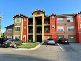 2218 Grand Cayman Ct, Unit 1338 in Kissimmee, FL - Building Photo
