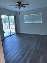 5651 Rattlesnake Hammock Rd in Naples, FL - Building Photo - Building Photo