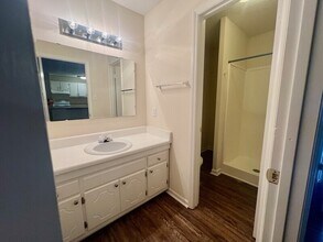 1418 Riverview Rd in Rock Hill, SC - Foto de edificio - Building Photo
