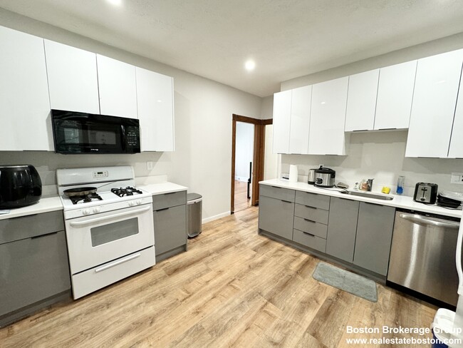 property at 37 Sudan St