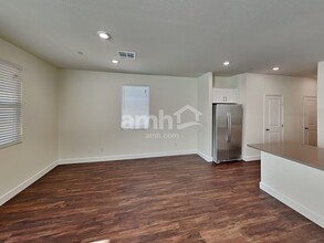 285 Austin Bellerose Place in Henderson, NV - Building Photo - Building Photo