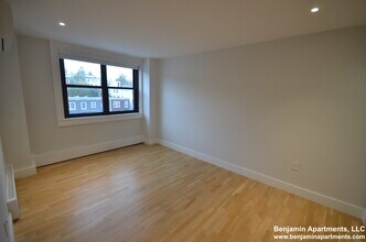 1422 Columbia Rd, Unit 6j in Boston, MA - Building Photo - Building Photo