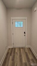 265 Camellia Dr in Gonzalez, FL - Building Photo - Building Photo