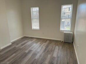45 Roseland Ave in Caldwell, NJ - Building Photo - Building Photo