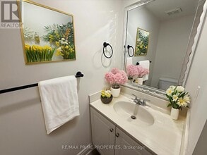 17 Debden Rd in Markham, ON - Building Photo - Building Photo