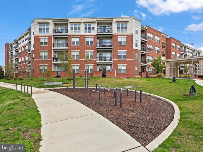 10755 Fairgrounds Dr in Fairfax, VA - Building Photo - Building Photo