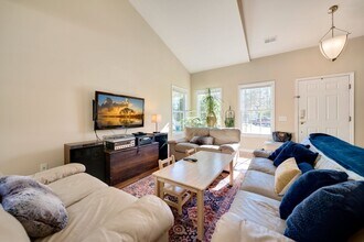 15 Richardson Cir in Durham, NC - Building Photo - Building Photo