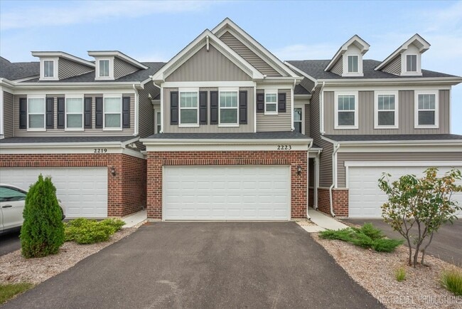 2223 Ryegrass Ln in Bolingbrook, IL - Building Photo - Building Photo