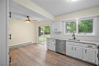 17159 Turkey Meadow Ln in Strongsville, OH - Building Photo - Building Photo