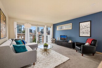 103 Bellevue Ave E in Seattle, WA - Building Photo - Building Photo