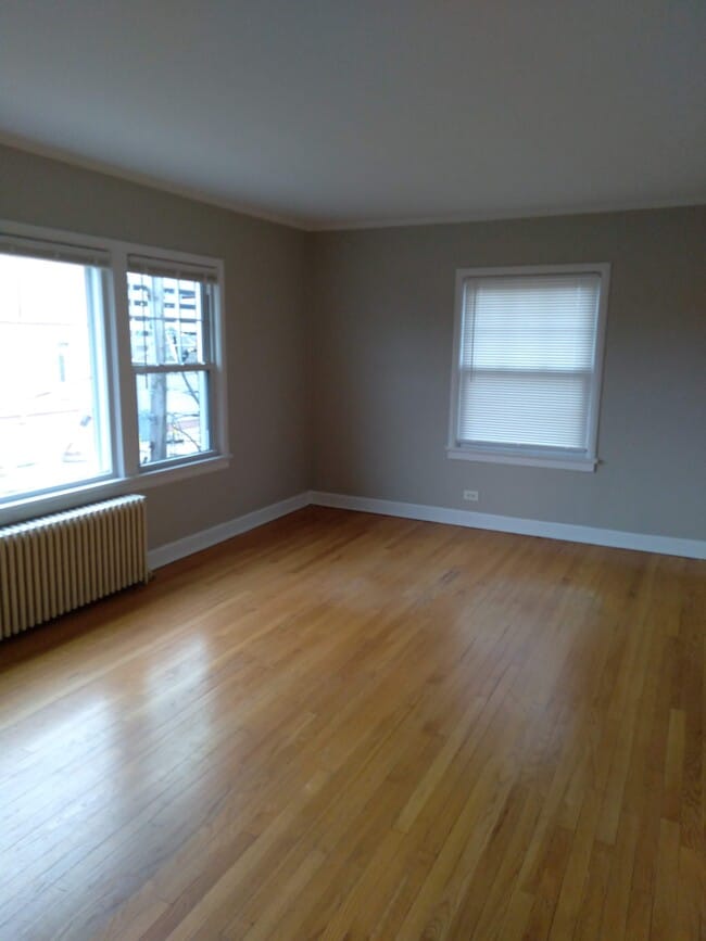 property at 837 Mulford St