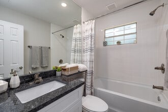 Avonlea Westside in Atlanta, GA - Foto de edificio - Interior Photo