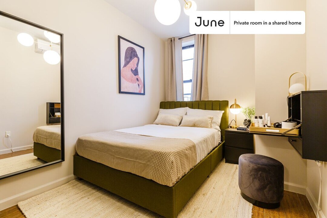 7 Eldridge St in New York, NY - Building Photo