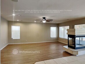 494 Fiddlehead Ave in Las Vegas, NV - Foto de edificio - Building Photo