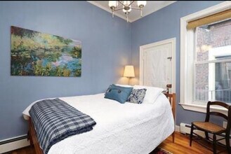 127 Pinckney St, Unit 6 in Boston, MA - Building Photo - Building Photo