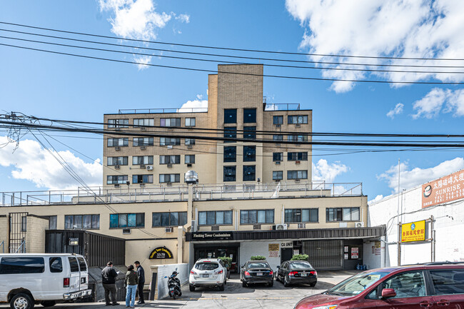 Flushing Tower Condo in Flushing, NY - Building Photo - Building Photo