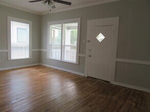 701 Dumble St in Houston, TX - Building Photo - Building Photo