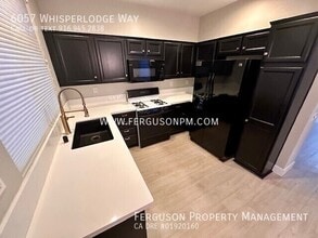 6057 Whisperlodge Way in Roseville, CA - Building Photo - Building Photo