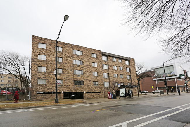 Devonshire Apartments in Chicago, IL - Building Photo - Building Photo