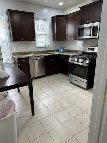 48 7th St, Unit 1