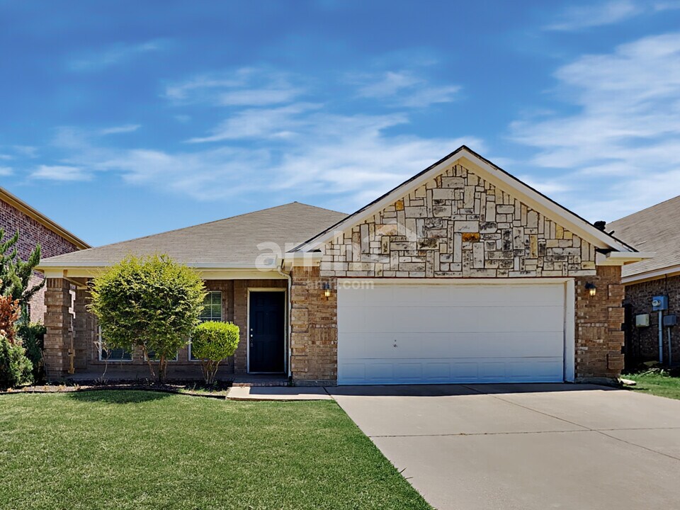 5332 Sioux Creek Ln in Fort Worth, TX - Building Photo