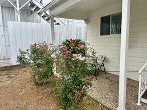 5223 Schuler St in Houston, TX - Building Photo - Building Photo