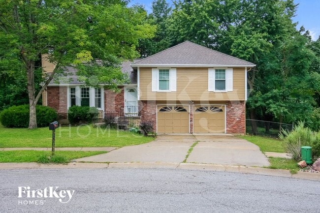 7918 NW 85th Terrace