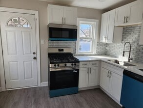 14124 Manor Ave in Dolton, IL - Building Photo - Building Photo