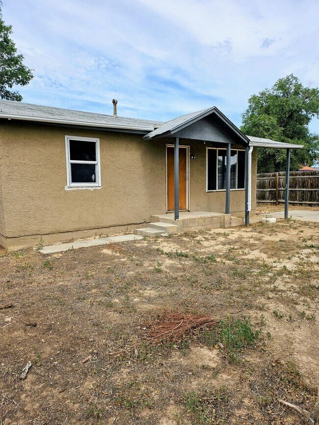 2505 Carthage Ave in Pueblo, CO - Building Photo - Building Photo