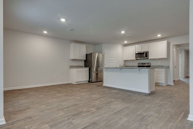 5614 Tristan Ct in Milton, FL - Building Photo - Building Photo