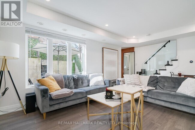 property at 11-111 Foundry Ave