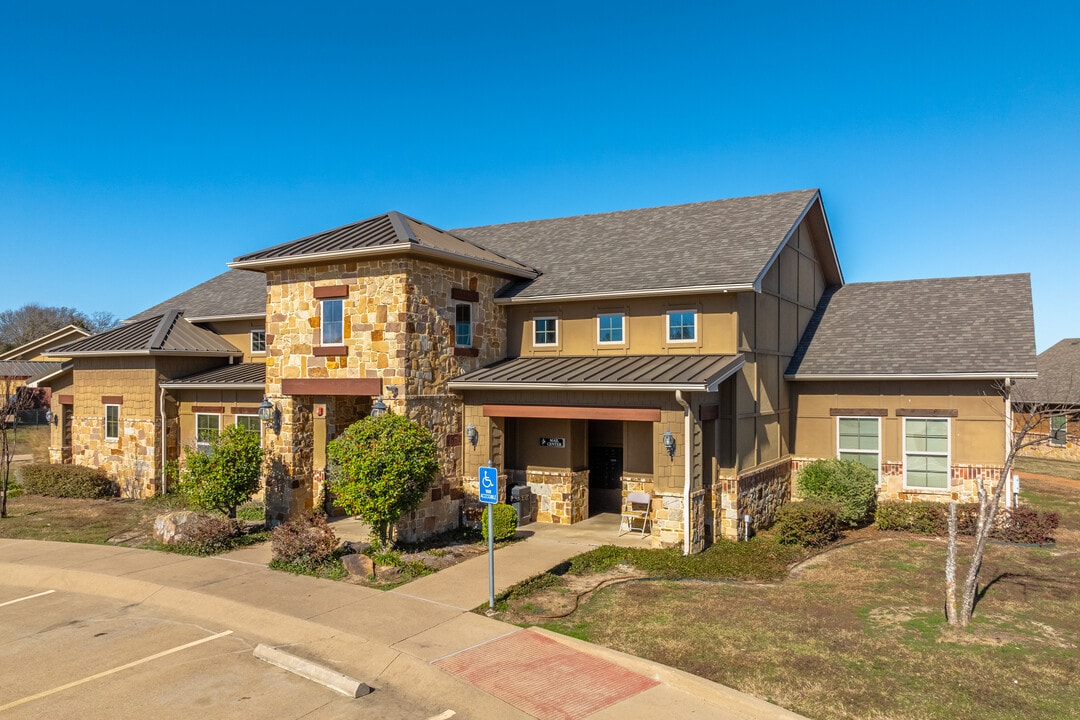 SilverLeaf Apartments at Gun Barrel City in Gun Barrel City, TX - Foto de edificio