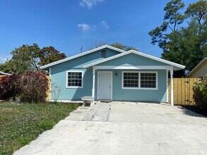 5839 Kumquat Rd in West Palm Beach, FL - Foto de edificio - Building Photo
