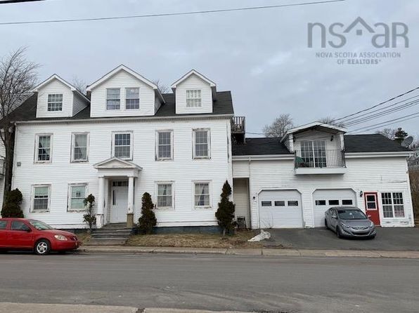 property at 132 Water St