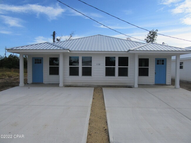 property at 1132 Mulberry Ave